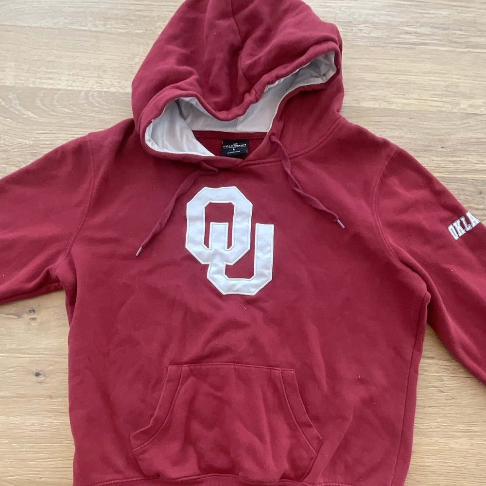 Colosseum‎ Women's Red Pullover Hoodie L Kangaroo Pocket Embroidered Logo